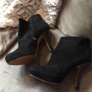 Soft suede black ankle booties by Rosegold.